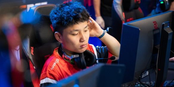 《CSGO》我能打上海major梗介绍1